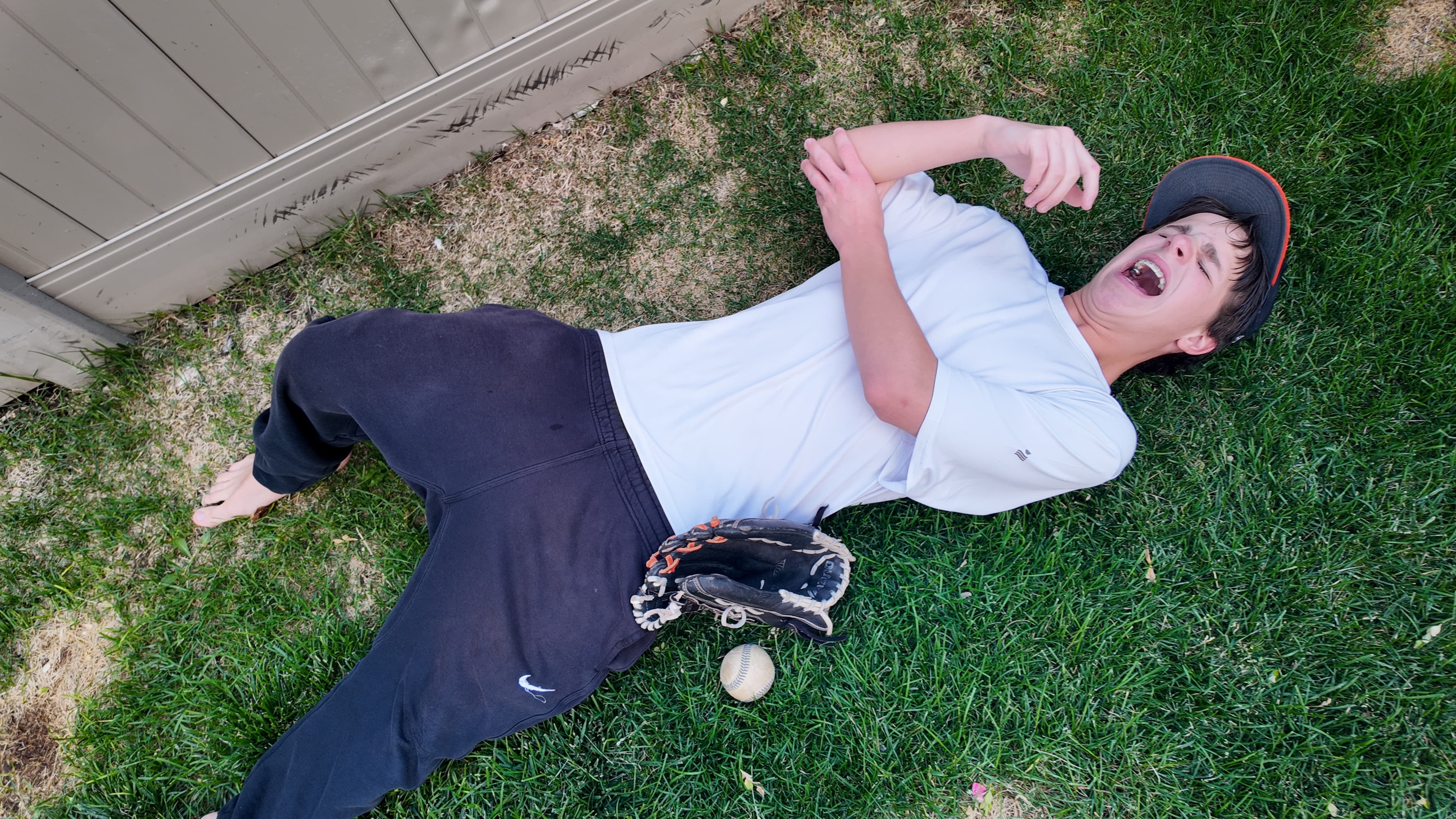Finn Anderegg down after UCL injury